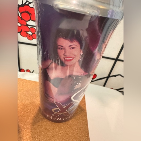 Selena Forever Collector Sealed New Cups Bundle - Picture 5 of 9